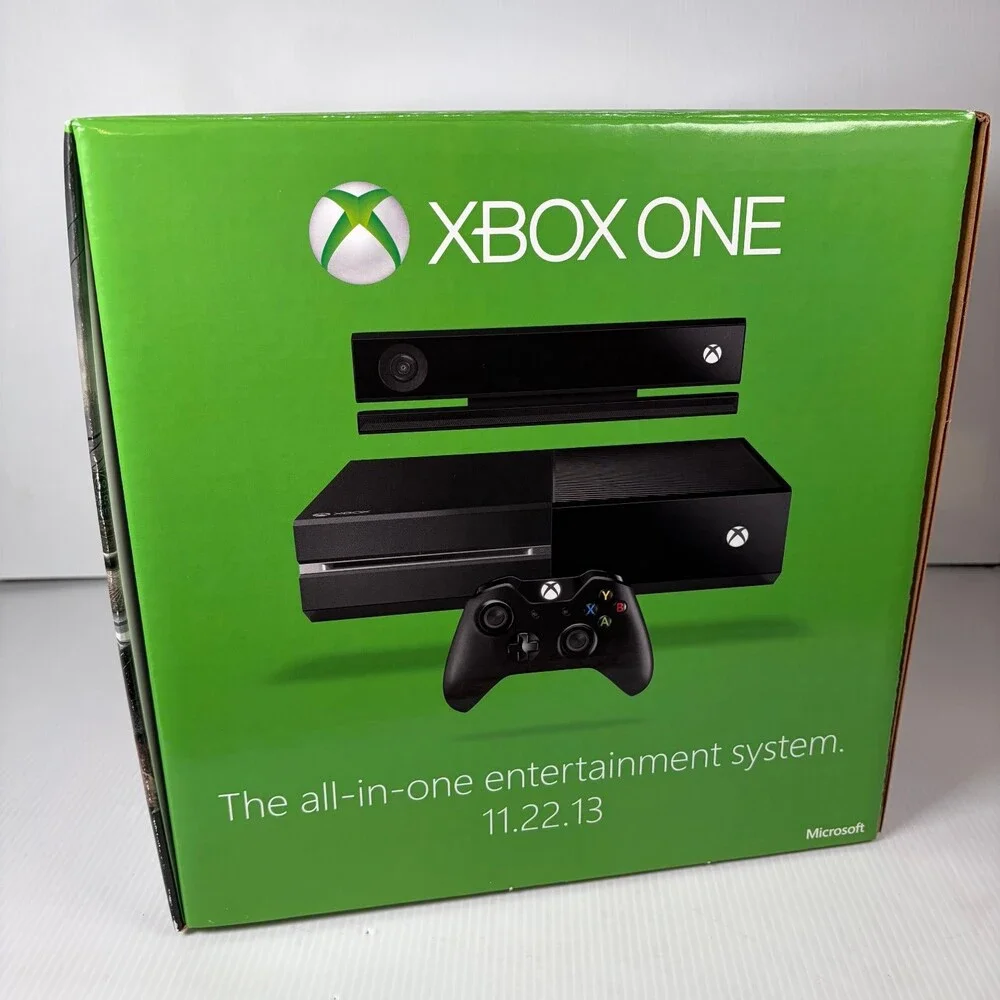 Xbox One Dead Rising 3 Release Day Store Display 12